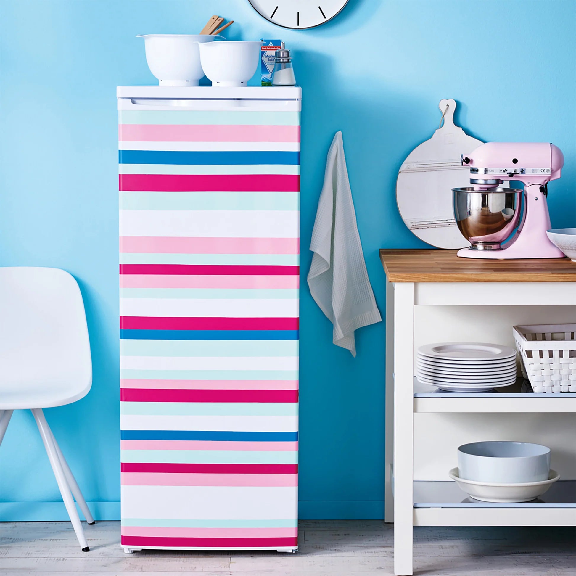 Selvklæbende folie magenta blank ral 4010